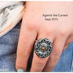Vintage paparazzi ring